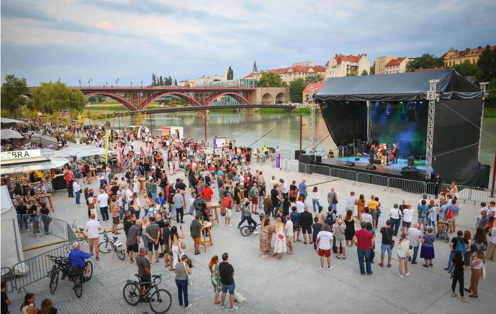 Festival lent: Oder OTP banke