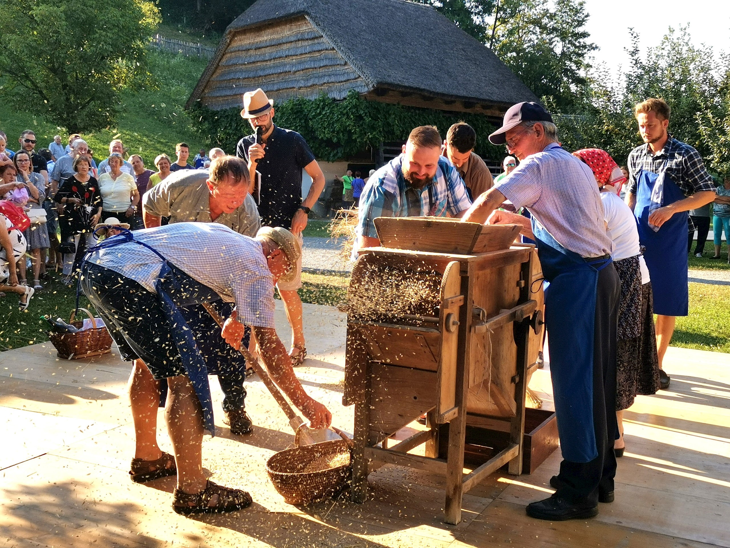 Likof na taberhi - praznik dediščine v Muzeju na prostem Rogatec Likof na taberhi - praznik dediščine v Muzeju na prostem Rogatec