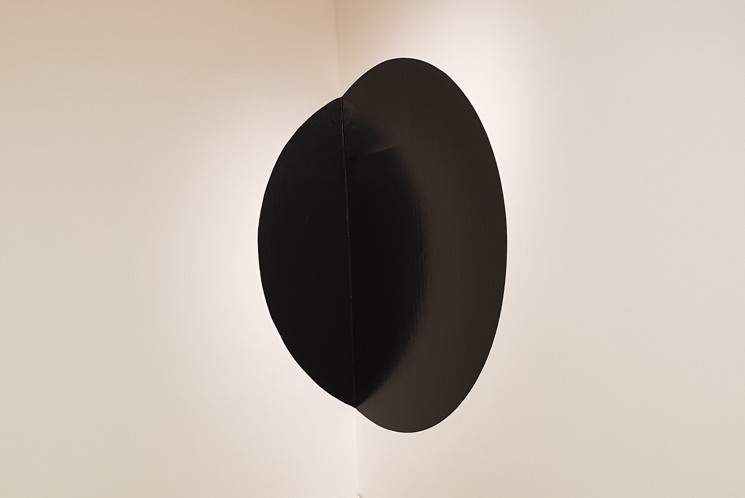 Dragan Vojvodić: Sound(less)/(Brez)zvočno Dragan Vojvodić: Sound(less)/(Brez)zvočno