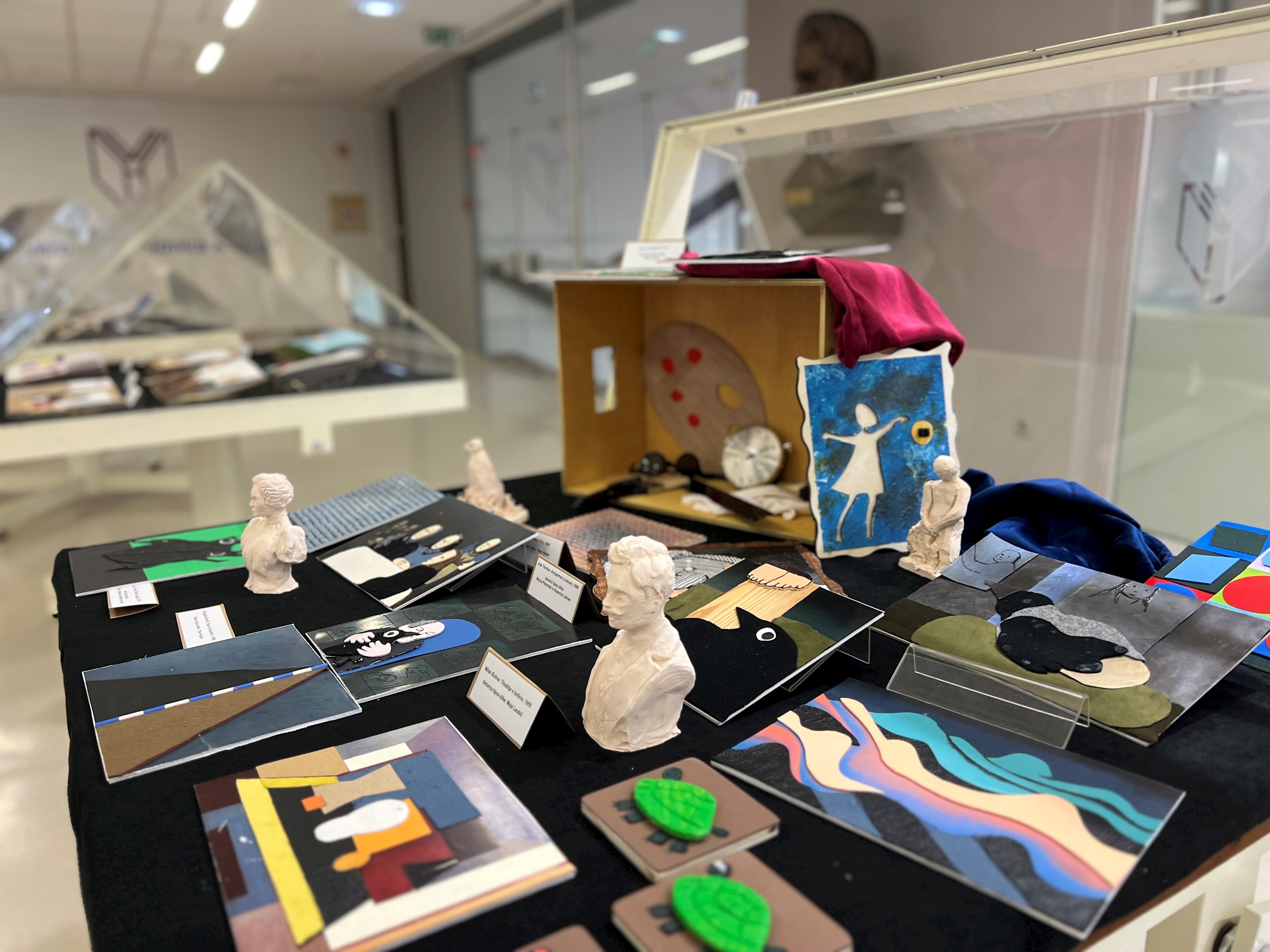 UMETNOST NA DOTIK: Otipljive zgodbe študentov