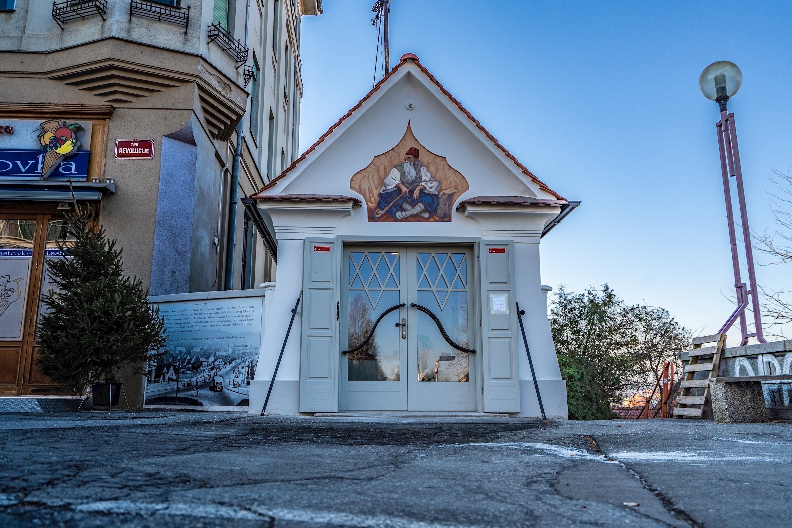 Literarni sprehod: Po mariborskih poteh Josefa Erdmana Literarni sprehod: Po mariborskih poteh Josefa Erdmana