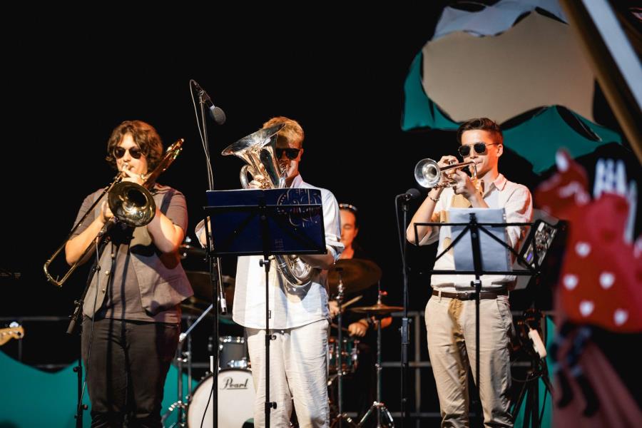 Praznični koncert mladih jazz glasbenikov Praznični koncert mladih jazz glasbenikov