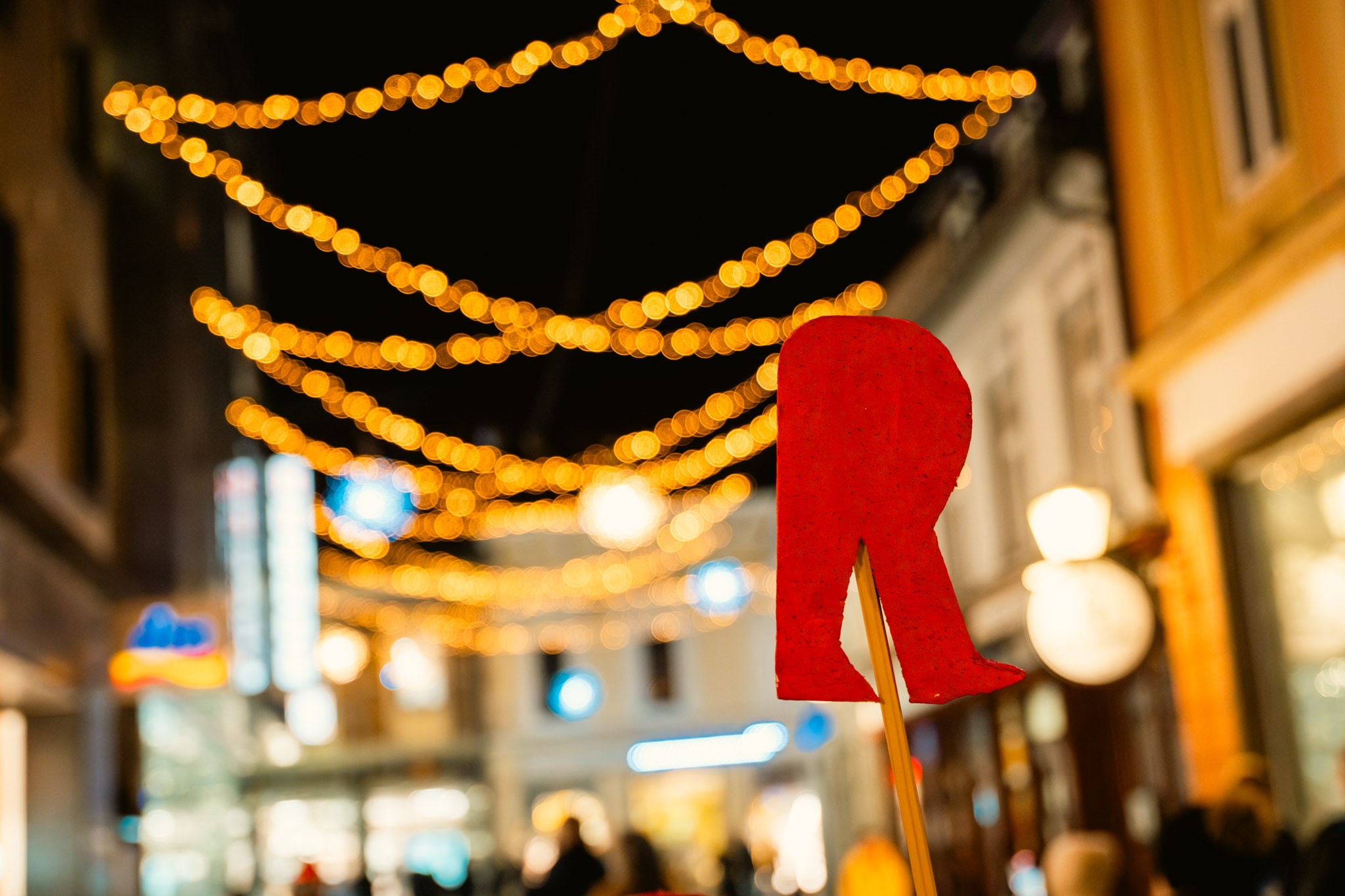 Rajzefirbčni sprehod: RAZSVETLJENI SPREHOD Rajzefirbčni sprehod: RAZSVETLJENI SPREHOD