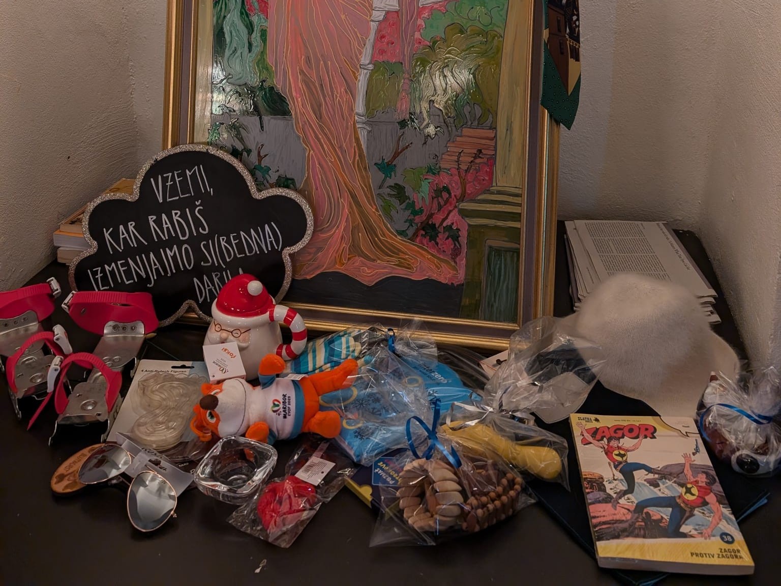 Izmenjevalnica bednih daril & karaoke