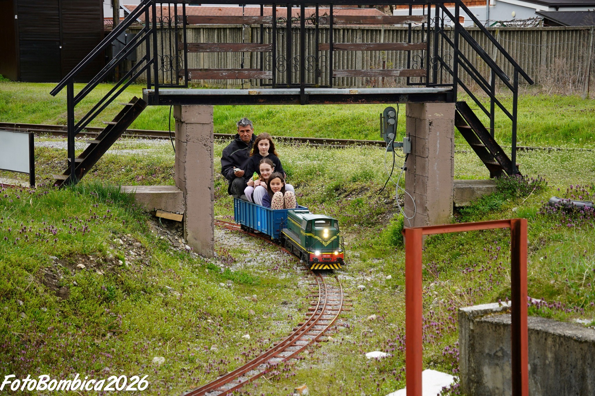 Predstavitev modelne železnice v merilu 1:8