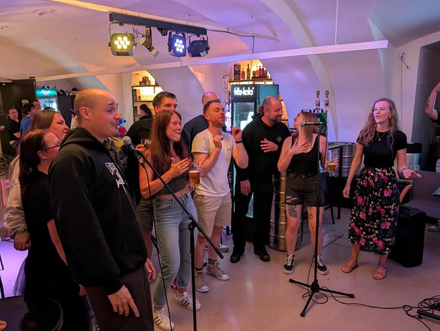 Karaoke v Vetrinjcu