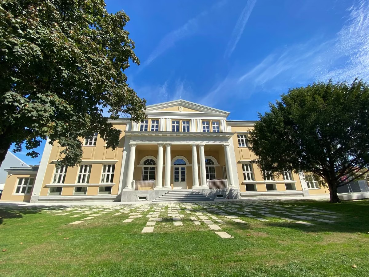 Ljudski vrt – Vila Langer s parkom